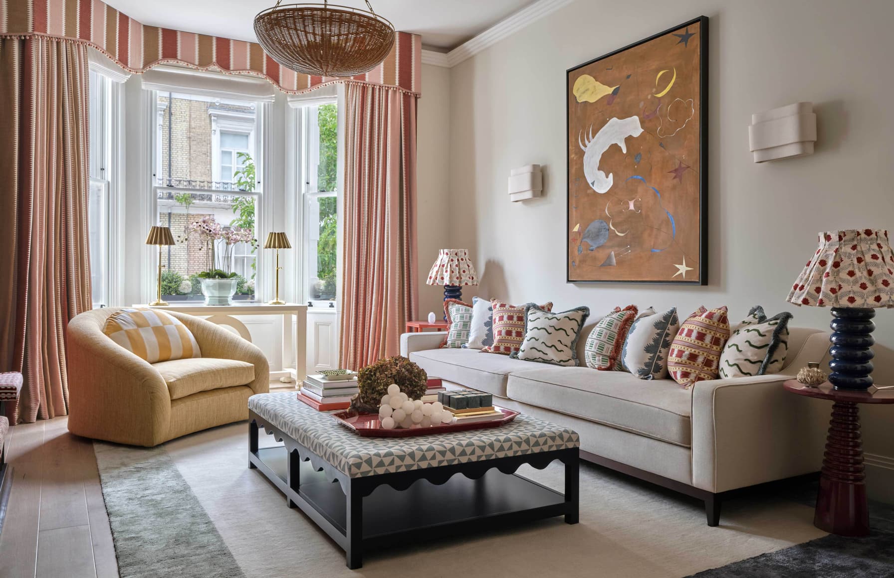 03 CHHI Chelsea Living Room