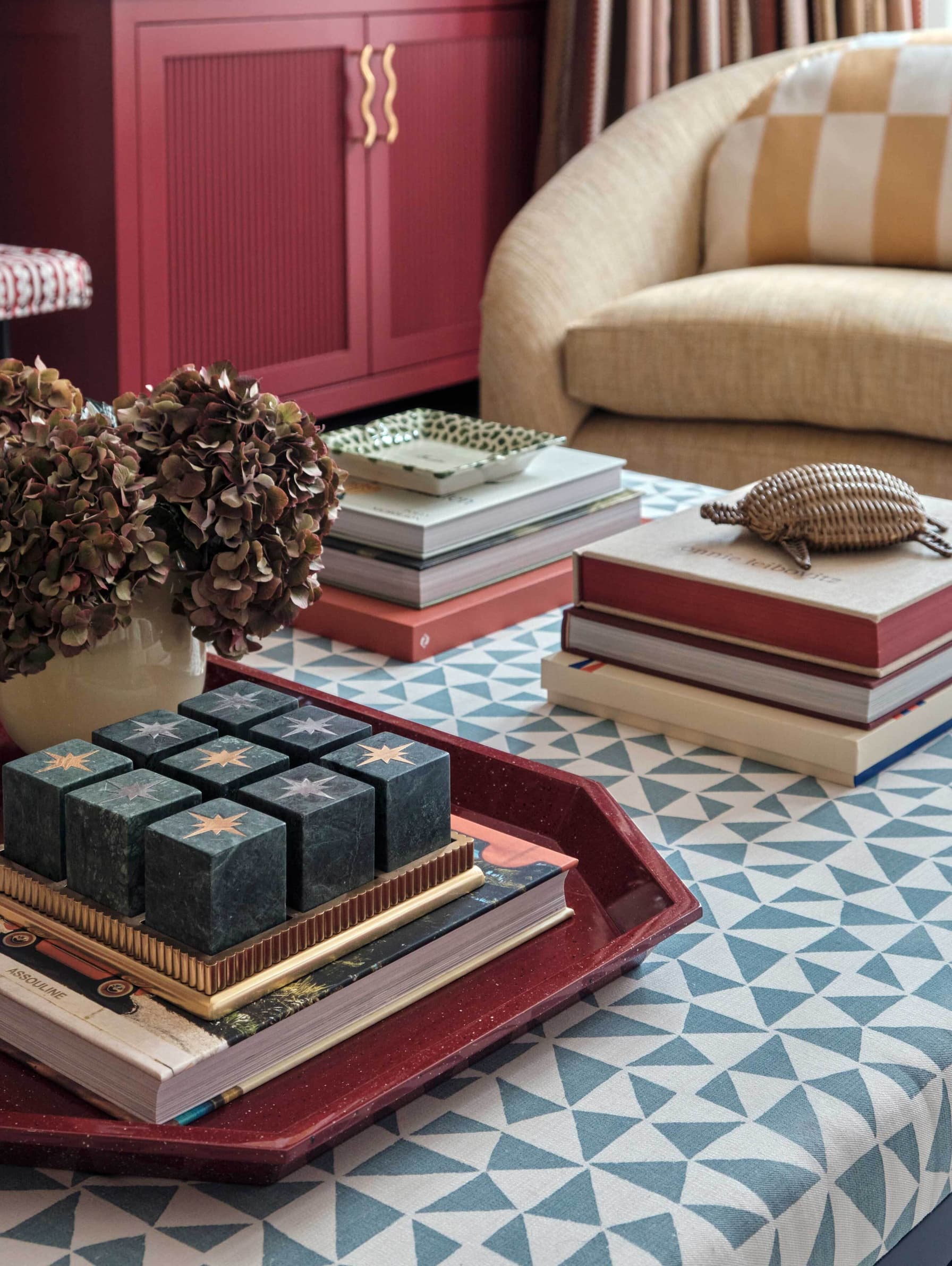 07 CHHI Chelsea Living Room