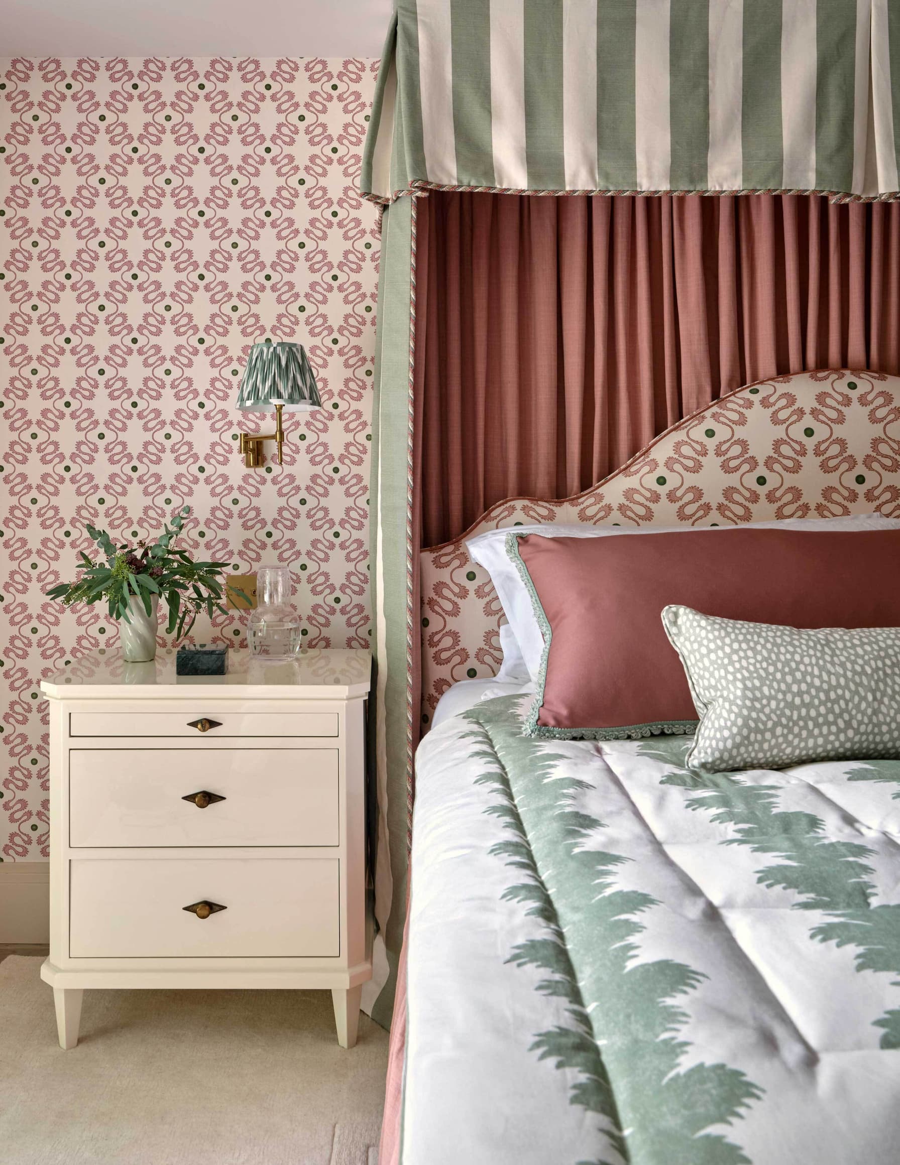 33 CHHI Chelsea Master Bedroom